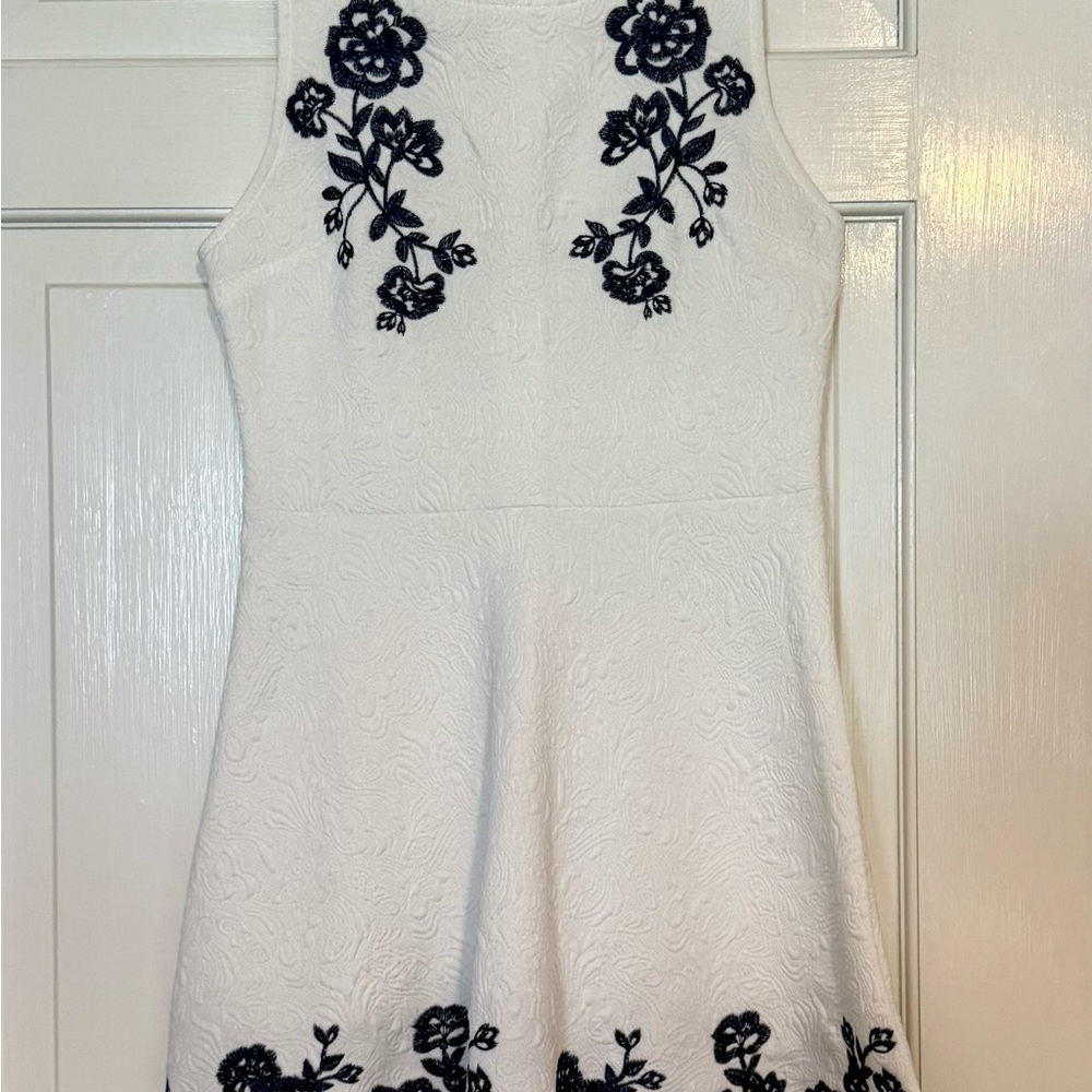Francesca's Collections White Dress with Black Floral Design